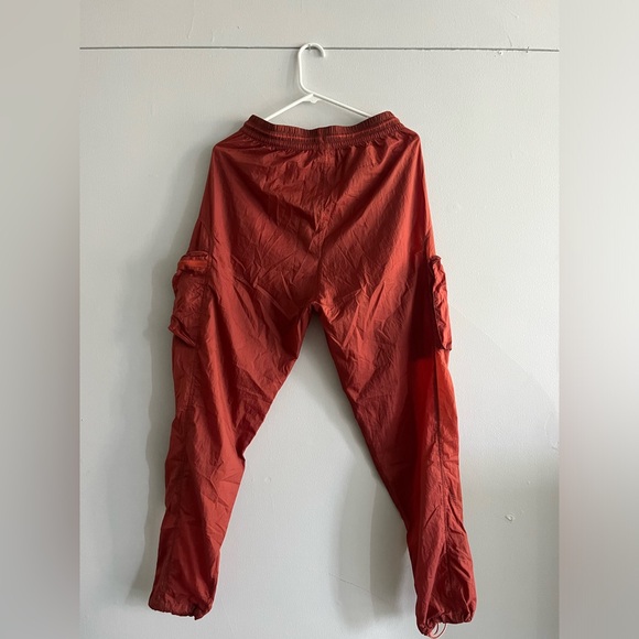 Outdoor Voices Windbreaker Pant - Picture 3 of 3